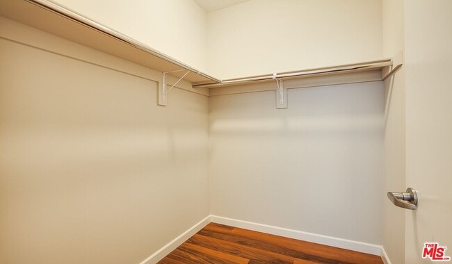 Building Photo - 1023 Doreen Pl