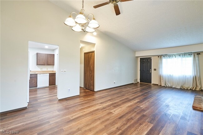 Building Photo - 939 Kirkwall Dr