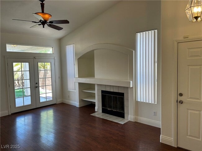 Building Photo - 9836 Double Rock Dr