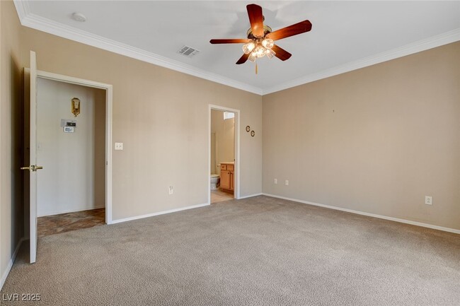 Building Photo - 576 Carmel Mesa Dr