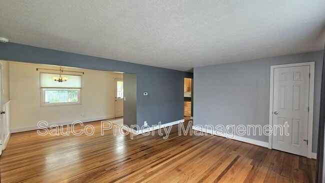 Building Photo - 6770 SW Princess Ave