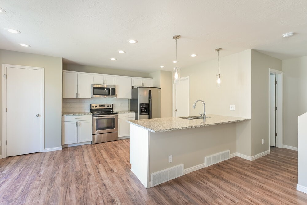 Building Photo - 827 Flint St