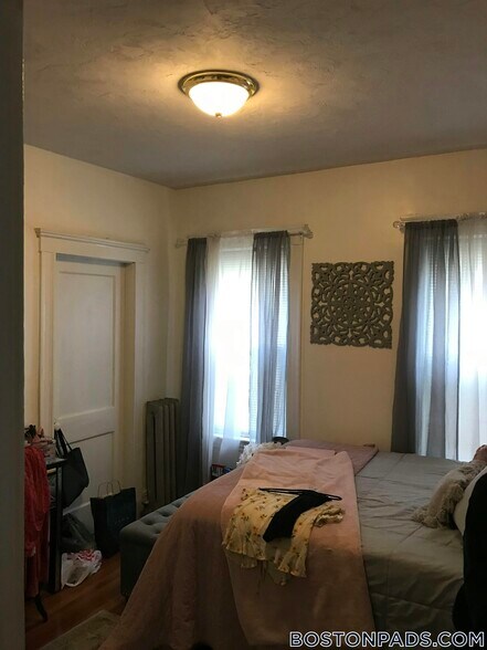 Building Photo - 156 Middlesex Ave