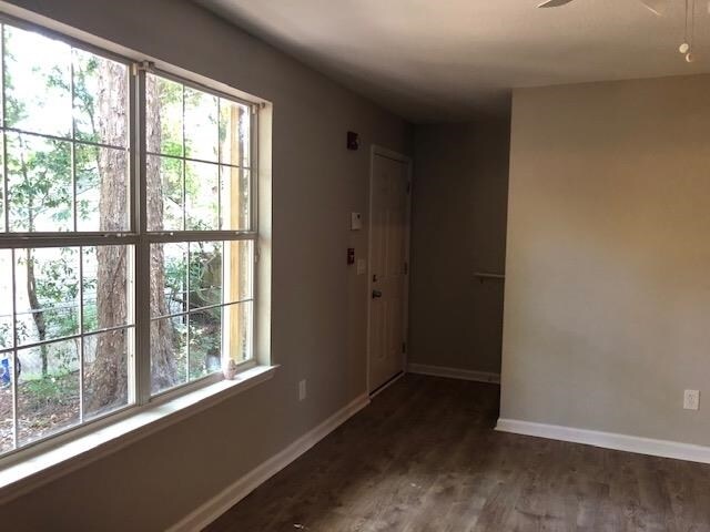 Building Photo - 1329 Nylic St