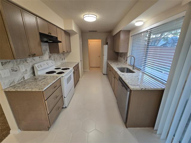 Building Photo - 1813 Eastfield Dr