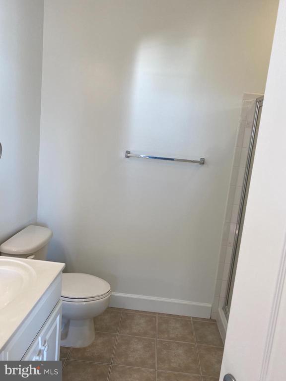 Building Photo - 820 Belmont Bay Dr