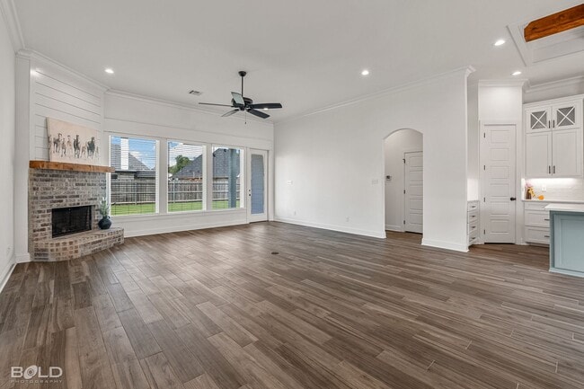 Building Photo - Gorgeous Home For Rent!!