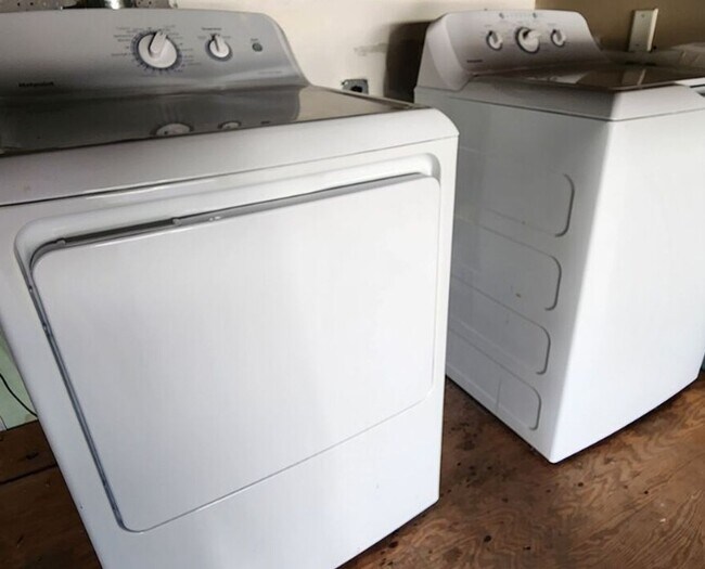 Building Photo - 12219 Ocean Park Blvd