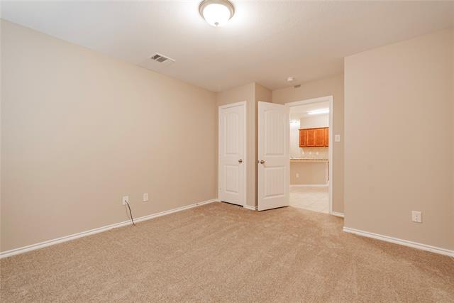 Building Photo - 1120 Decker Dr