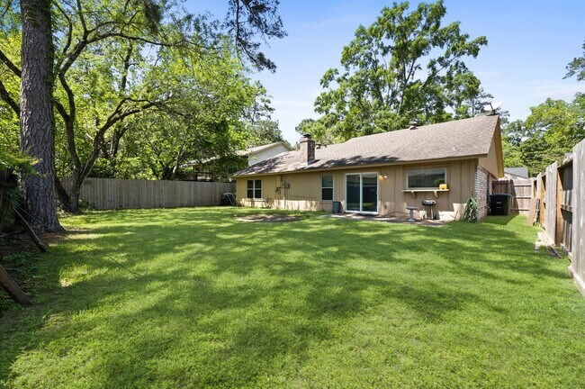 Building Photo - 3218 Sycamore Springs Dr