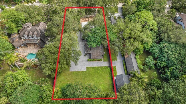Building Photo - 6830 SW 69th Ave