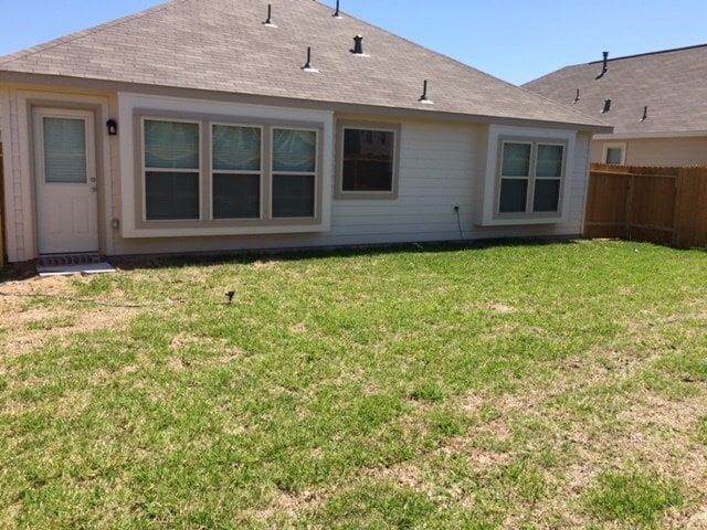 Building Photo - 19202 Macallan Ln