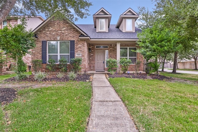 Building Photo - 17227 Mitchell Pass Ln