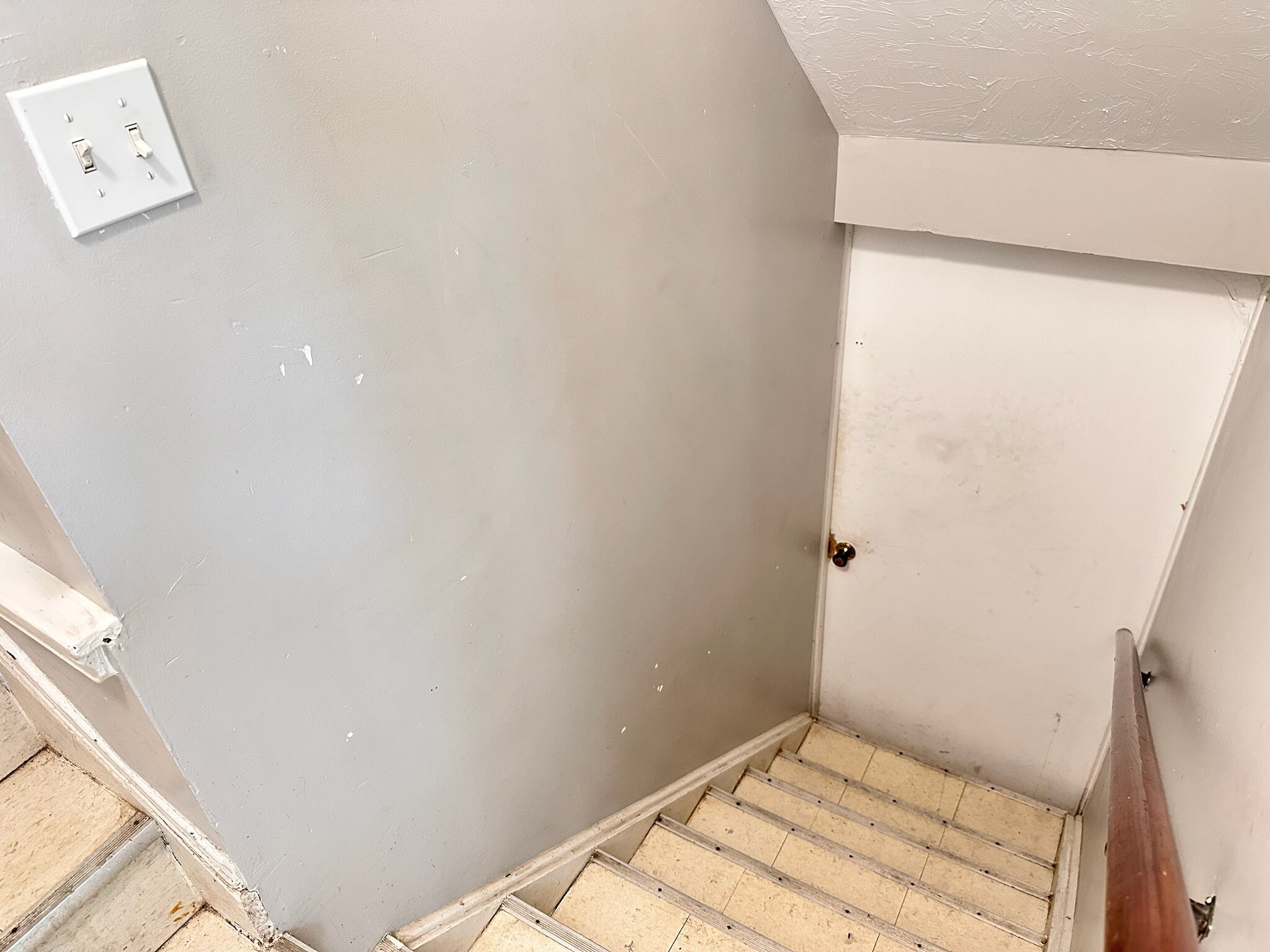 Building Photo - 101 River St