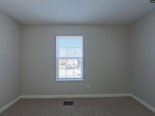 Building Photo - 521 Halleck Ln