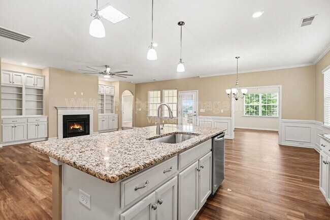 Building Photo - 8207 Asher Chase Trl