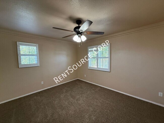 Building Photo - 1311 Ponderosa Dr