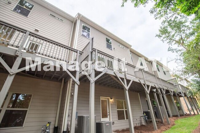 Building Photo - Brand new townhome in Chamblee