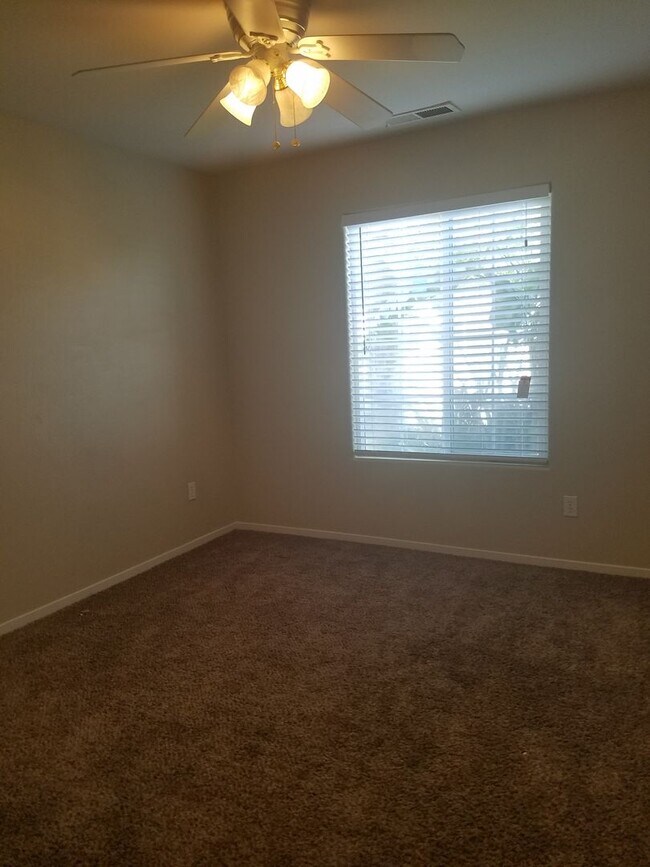 Building Photo - 6309 Lost Peak Ct