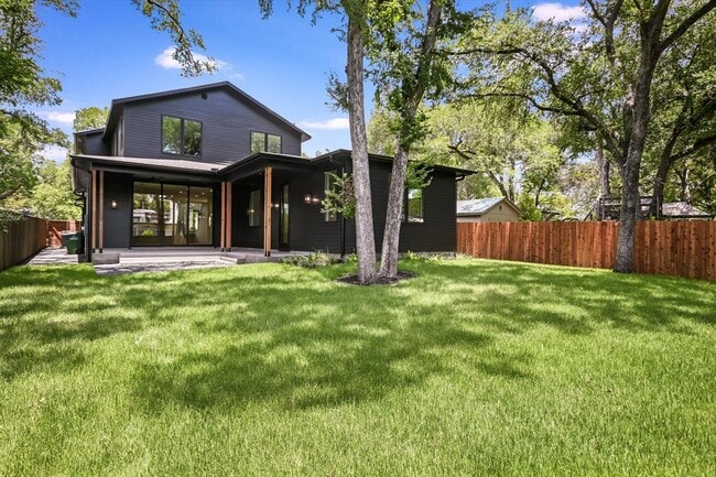 Building Photo - 4515 Jinx Ave