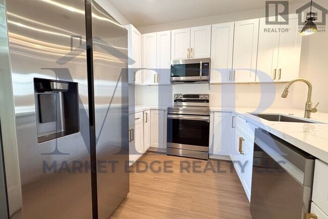 Primary Photo - 3Bed/2.5Bath House in Sedona! Ready for Im...