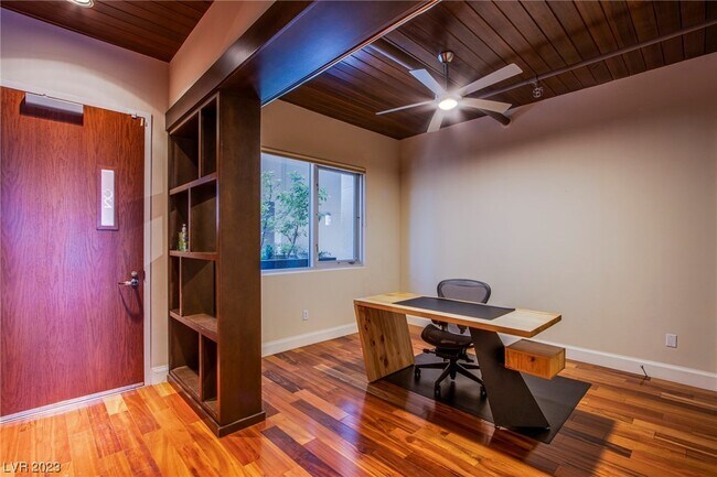 Building Photo - 11441 Allerton Park Dr