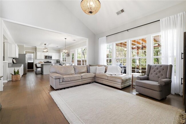 Building Photo - 943 Bendleton Dr