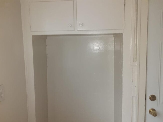 Building Photo - 15804 Indiana St