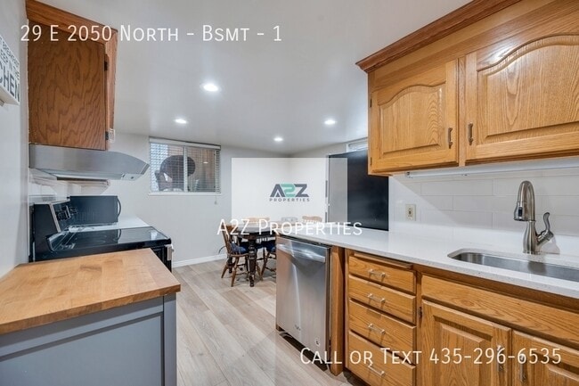 Building Photo - 29 2050 N