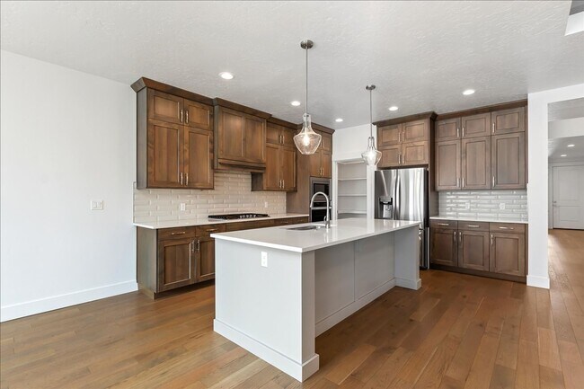 Building Photo - 4 Bedroom, 2 Bath home in Beautiful Meridian with SO MANY upgrades and perks throughout!  You don...