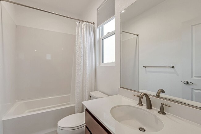 Building Photo - Stunning Home with Modern Upgrades and Pri...