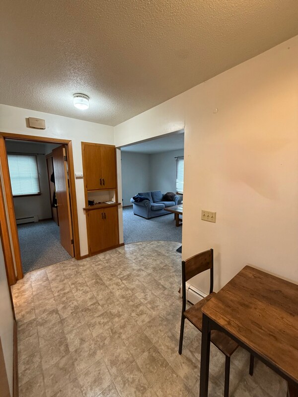 Building Photo - 7 11th Ave NW