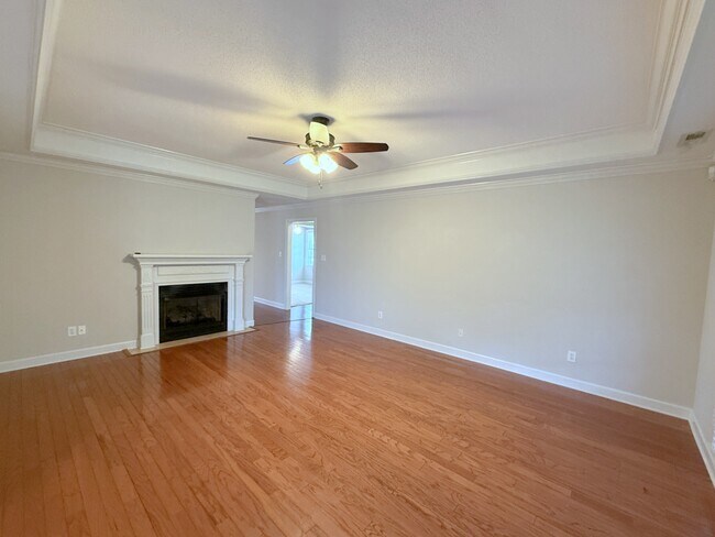 Building Photo - 238 Pebble Brook Dr