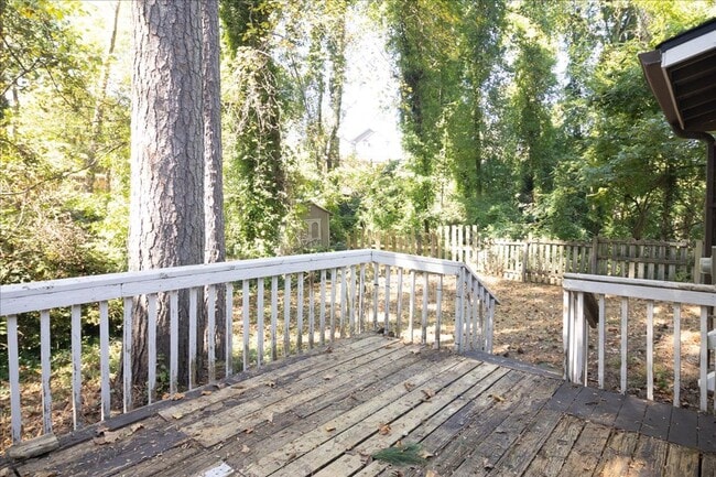 Building Photo - 3bd/2ba Home in Cul-De-Sac in Quiet Neighb...
