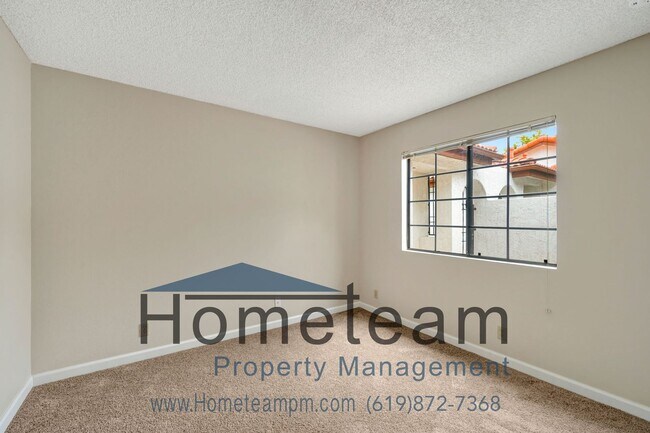 Building Photo - 2 BR / 2 BA 1270 Sq ft./ Chula Vista Townhome