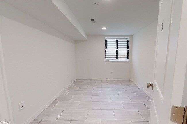 Building Photo - 4 br, 3 bath Duplex - 1834 N Bouvier ST Un...