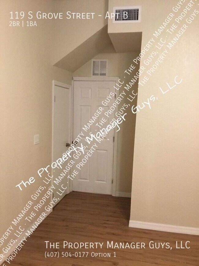 Building Photo - 119 S Grove St