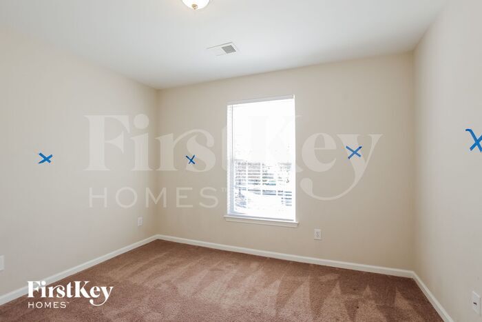Building Photo - 216 Winding Canyon Dr