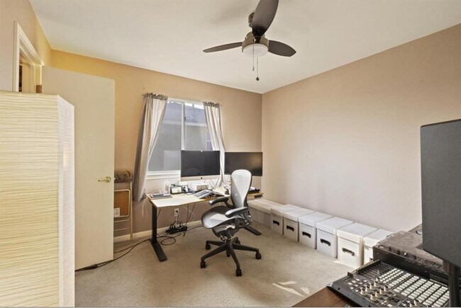 Building Photo - 15305 Mimebark Way