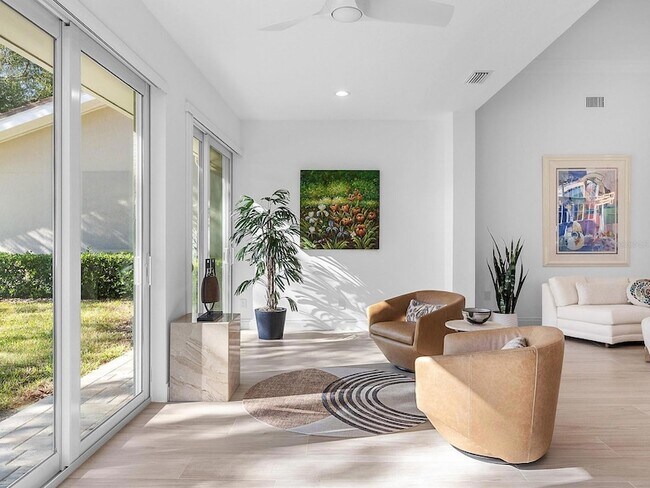 Building Photo - 4022 Penshurst Park