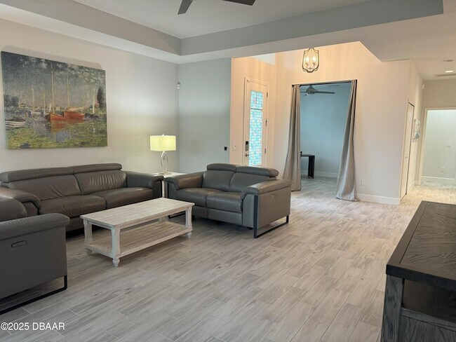 Building Photo - 263 Island Breeze Ave