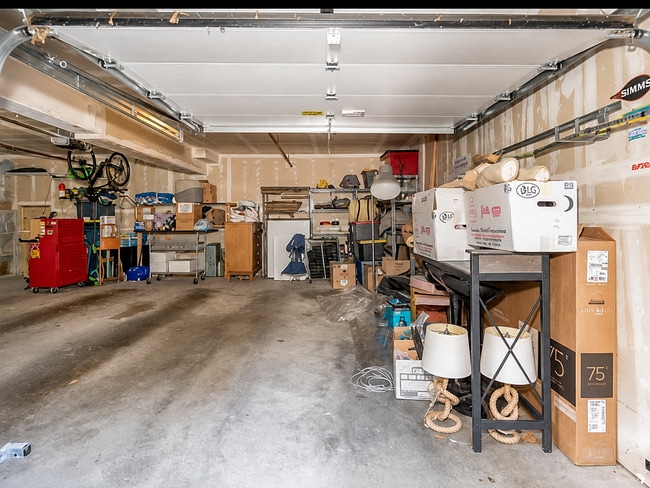 Building Photo - 15917 Waynita Way NE