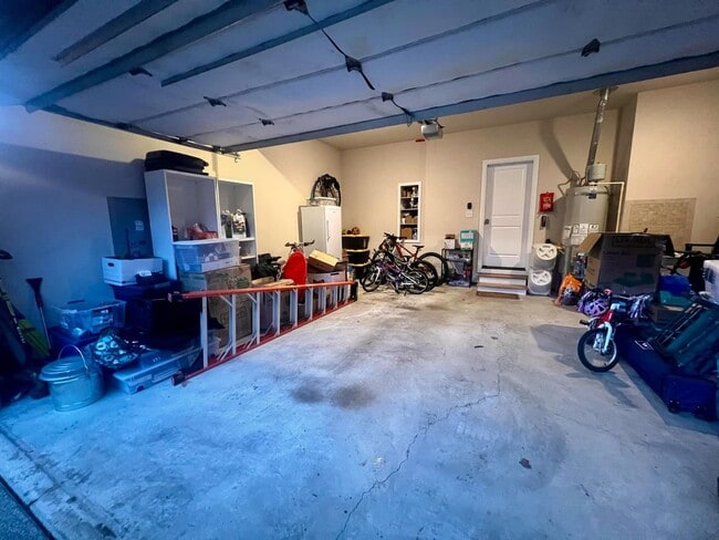 Building Photo - West Olympia Spacious Home in Woodbury Cro...