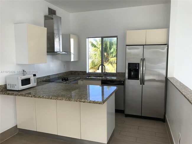 Building Photo - 1600 Euclid Ave