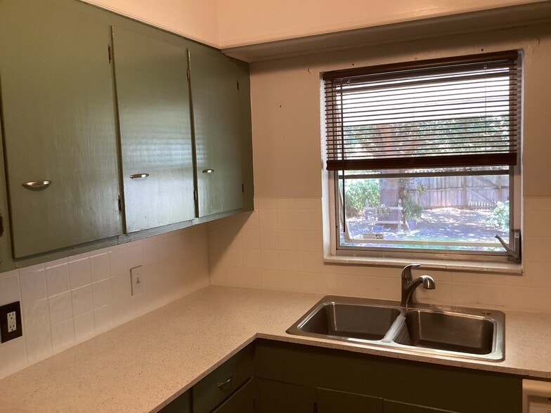 Kitchen - to Backyard - 4128 12th Ave N