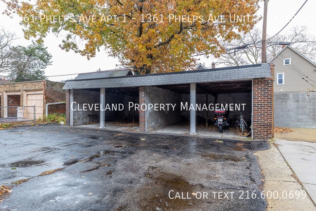 Building Photo - 1361 Phelps Ave