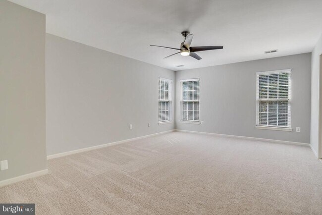 Building Photo - 6522 Trask Terrace