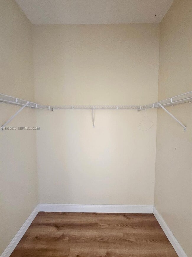 Building Photo - 14209 SW 160th Ct