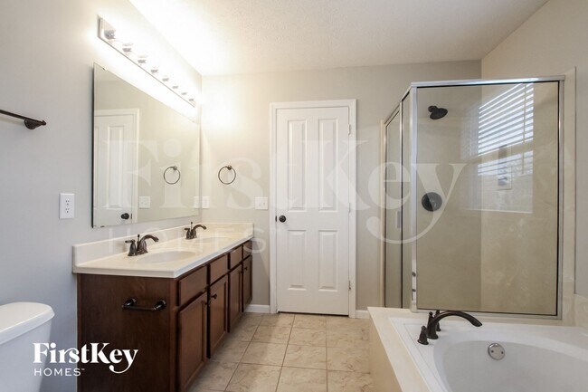 Building Photo - 5367 Misthaven Ln