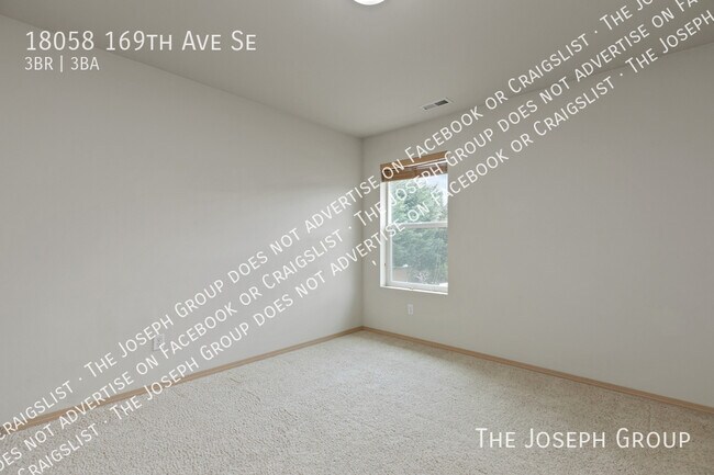 Building Photo - 18058 169th Ave SE